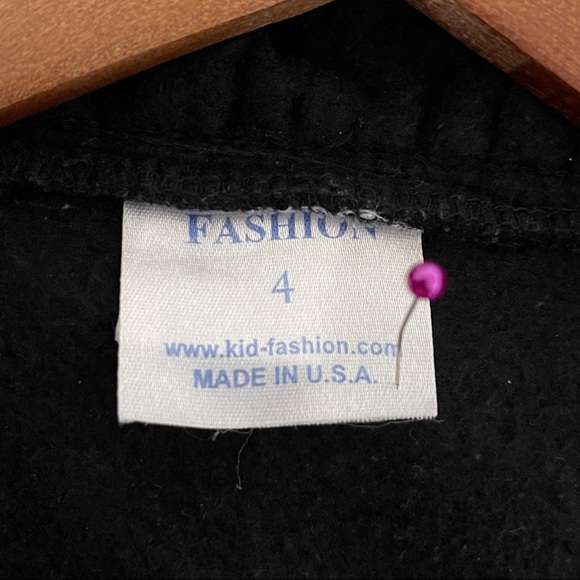 Girls Made in USA, Velcro Closure Ruffle Trim sweater - Picture 3 of 6